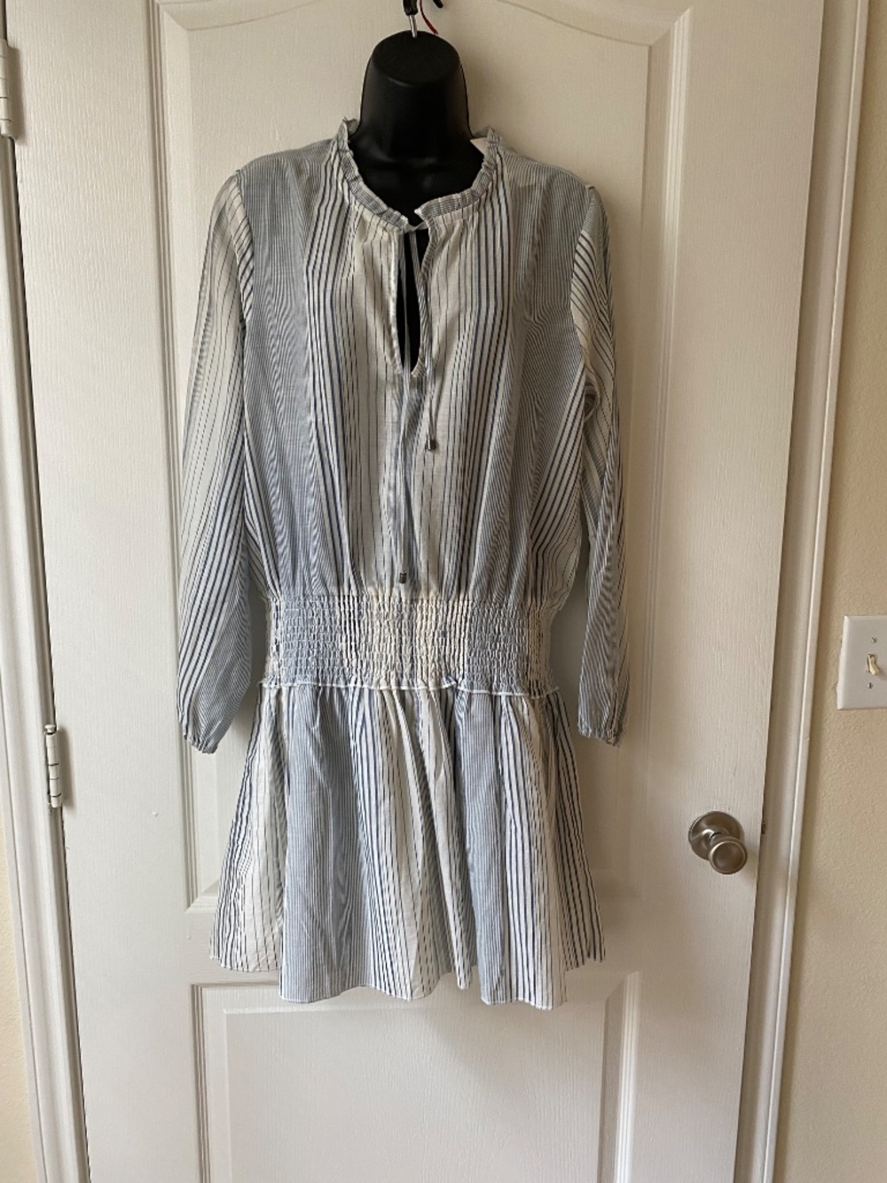 Splendid Dress - Picture 3 of 10